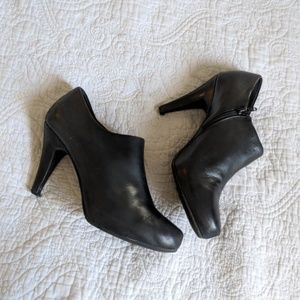 Black booties, size 9.5 US /39.5 UK